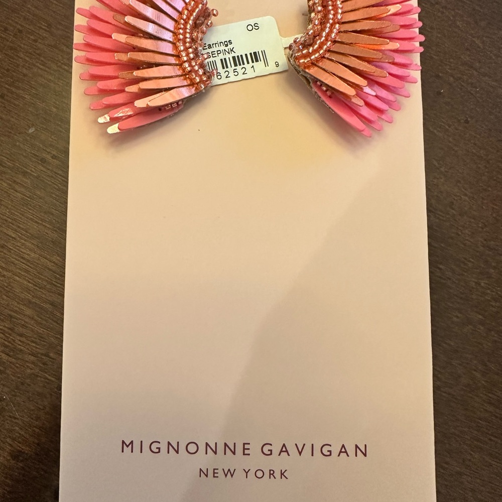 NWT Mignonne Gavigan rose Pink mini Madeline Earrings $125